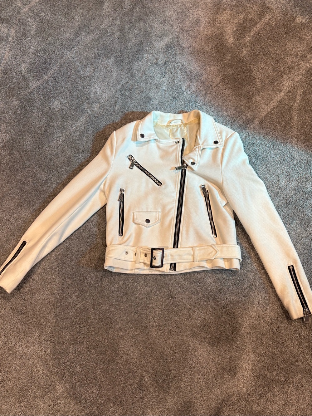 Amisu White Biker Jacket with Belted Waist